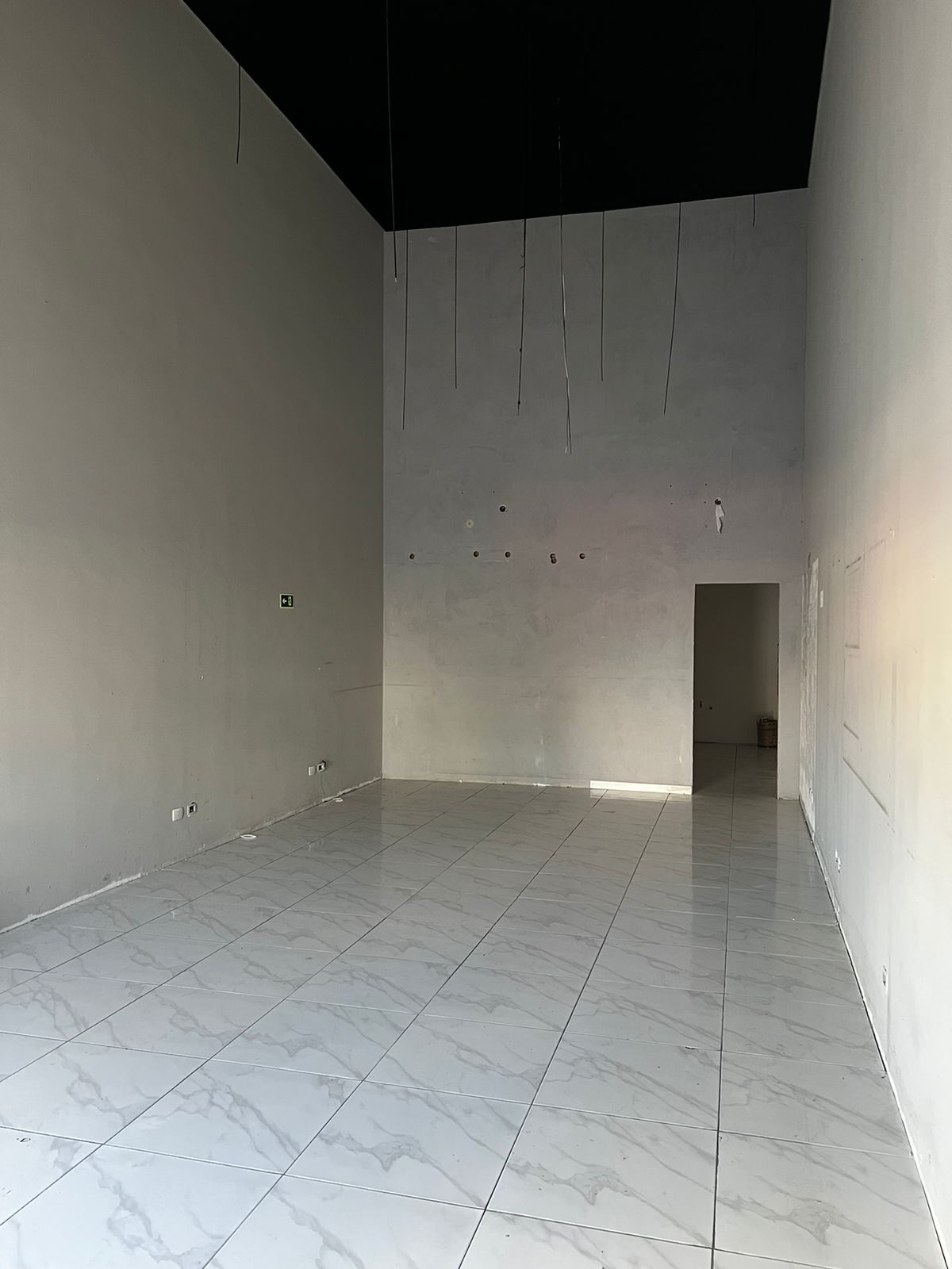 LOJAS 59m² a 151m² – SITIO CERCADO – foto 9