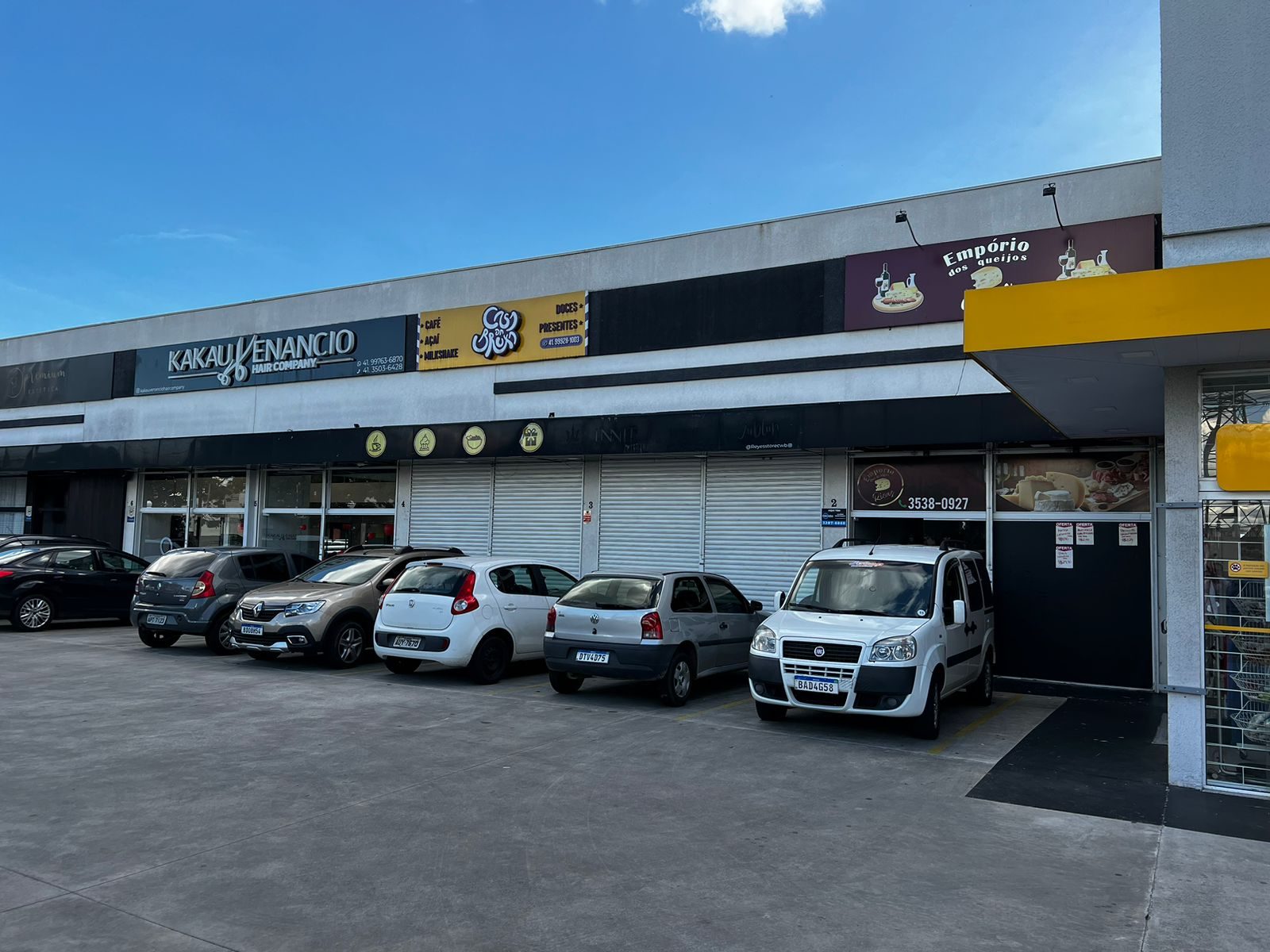 LOJAS 59m² a 151m² – SITIO CERCADO – foto 13