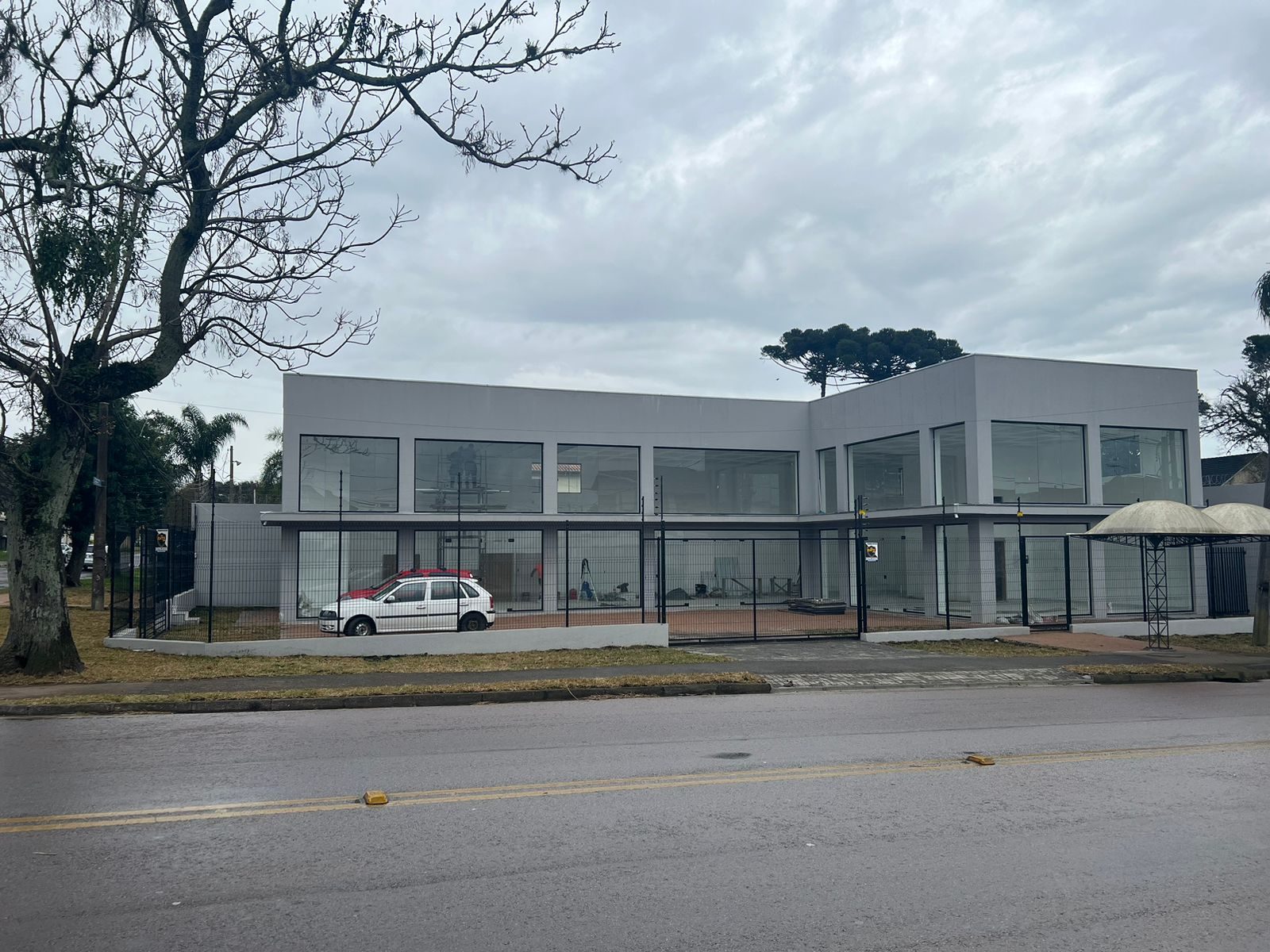 LOJAS 230m² – BOQUEIRÃO – foto 11