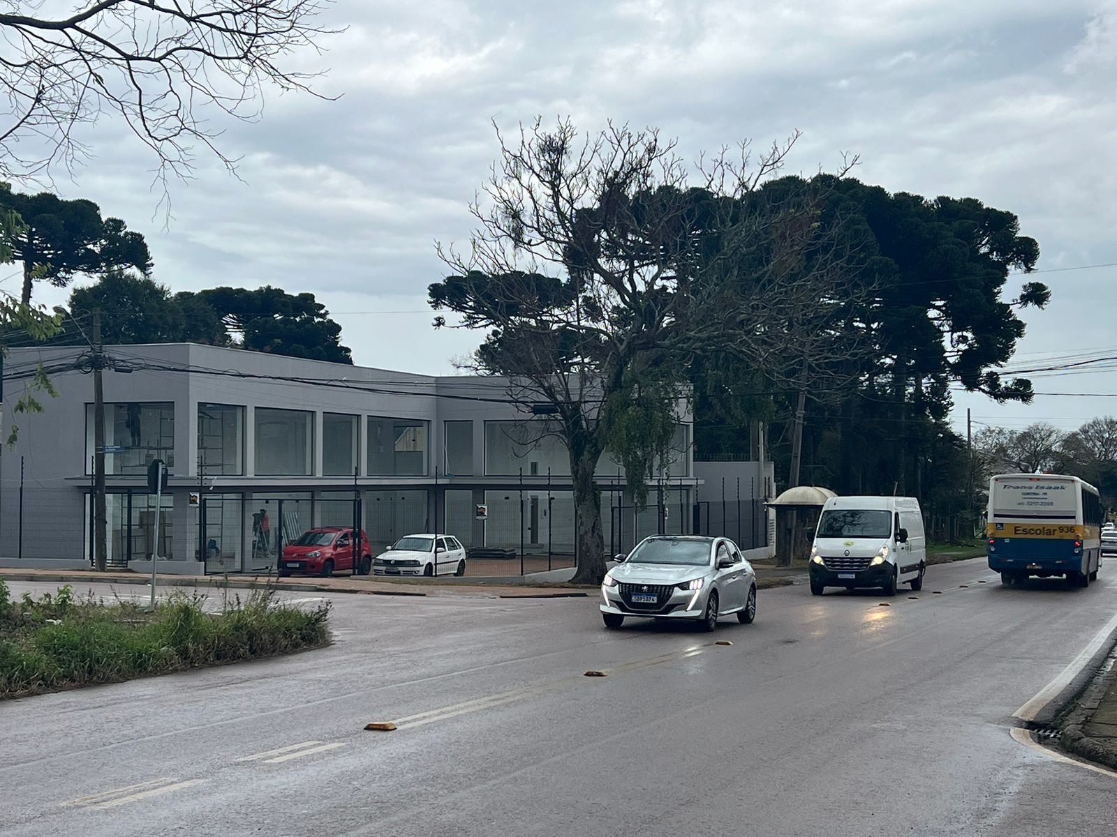 LOJAS 230m² – BOQUEIRÃO – foto 13