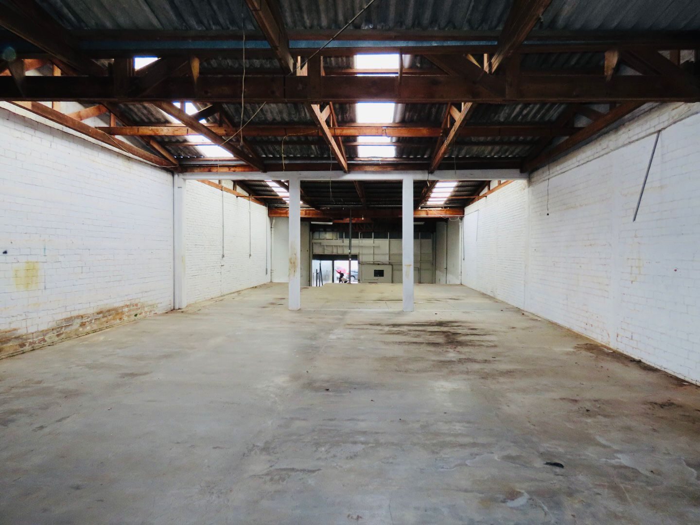 BARRACÃO 750m² – REBOUÇAS – foto 11