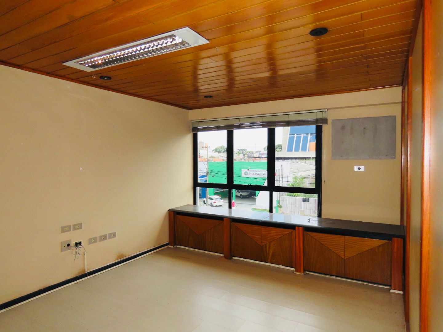 BARRACÃO 750m² – REBOUÇAS – foto 29