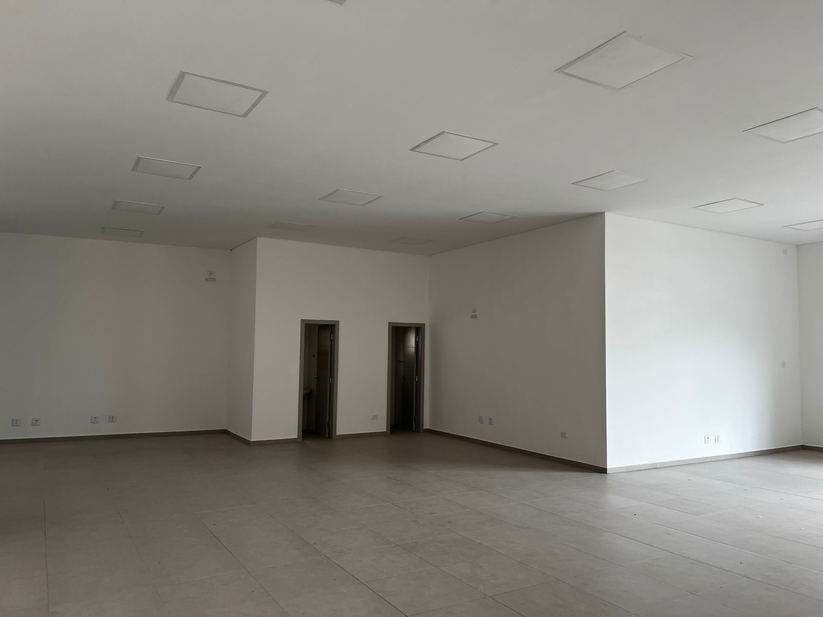 LOJAS DE 190 a 222m² - Santa Felicidade – foto 11