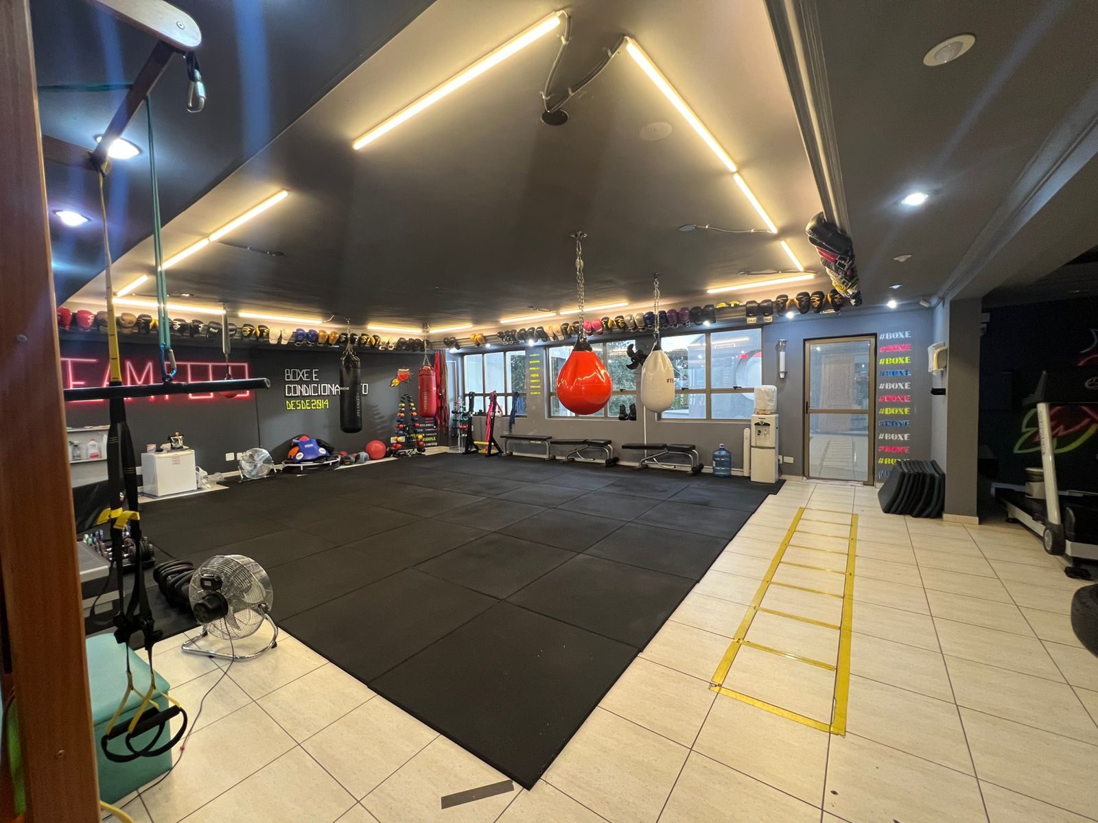 Prédio 814m² - Seminário – foto 24