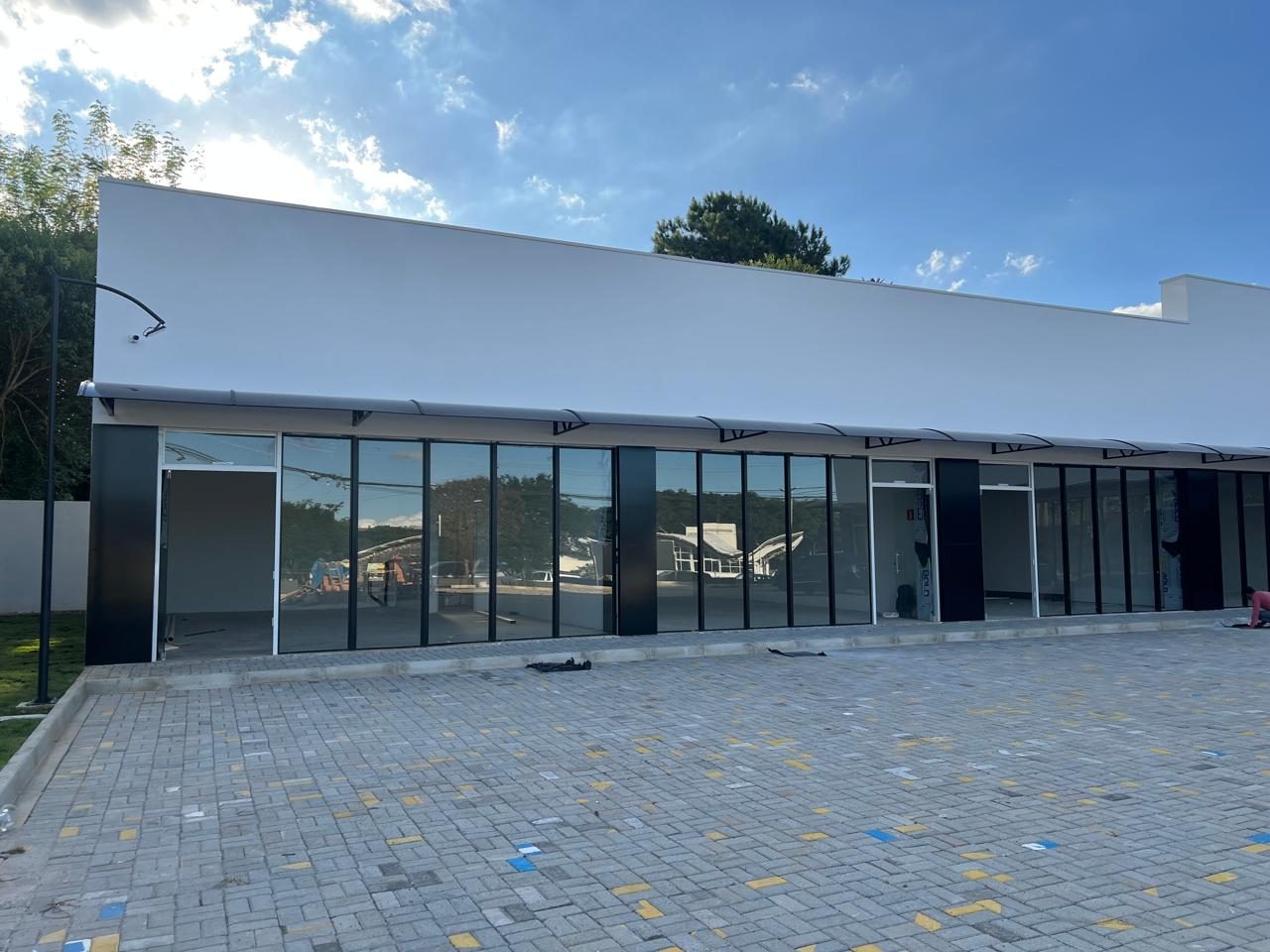 LOJAS DE 57m² a 178m² – Santa Felicidade – foto 13